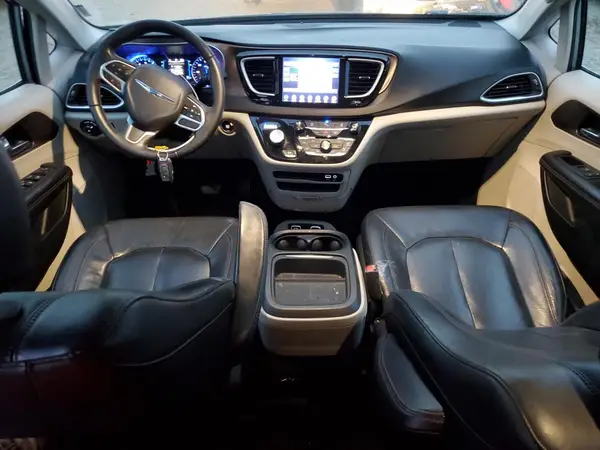 2C4RC1BG5JR321991 2018 CHRYSLER PACIFICA - Image 8