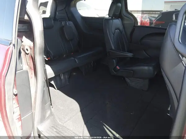 2C4RC1BG5JR322316 2018 CHRYSLER PACIFICA - Image 8