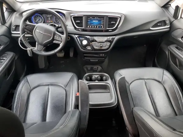 2C4RC1BG5JR332697 2018 CHRYSLER PACIFICA - Image 8