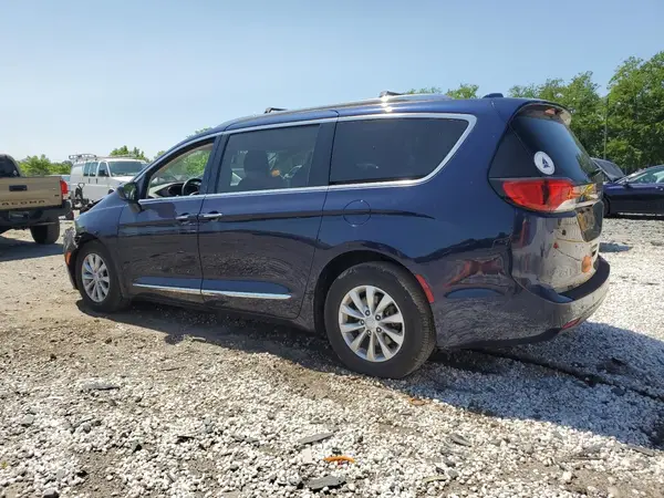 2C4RC1BG5JR352786 2018 CHRYSLER PACIFICA - Image 2
