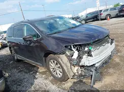 2C4RC1BG5JR354067 2018 CHRYSLER PACIFICA