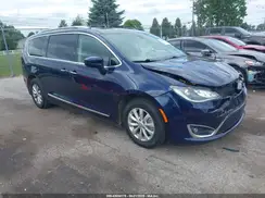 2C4RC1BG5JR354599 2018 CHRYSLER PACIFICA