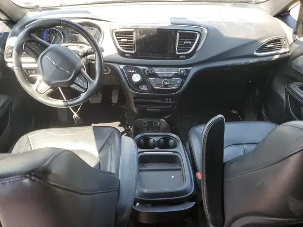 2C4RC1BG5JR355994 2018 CHRYSLER PACIFICA - Image 8