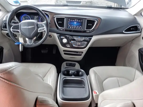 2C4RC1BG5KR523893 2019 CHRYSLER PACIFICA - Image 8