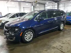 2C4RC1BG5KR537289 2019 CHRYSLER PACIFICA