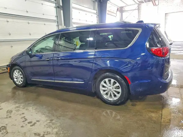 2C4RC1BG5KR537289 2019 CHRYSLER PACIFICA - Image 2