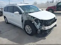 2C4RC1BG5KR537437 2019 CHRYSLER PACIFICA