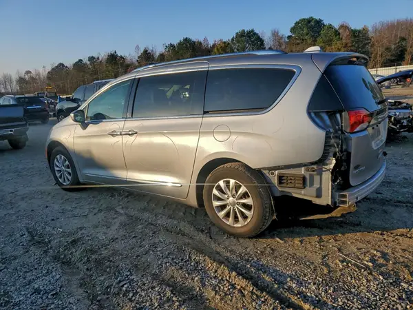 2C4RC1BG5KR547983 2019 CHRYSLER PACIFICA - Image 2