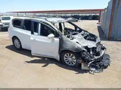 2C4RC1BG5KR550365 2019 CHRYSLER PACIFICA