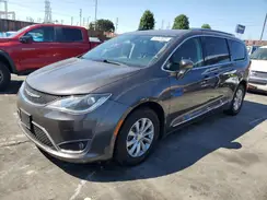 2C4RC1BG5KR550527 2019 CHRYSLER PACIFICA