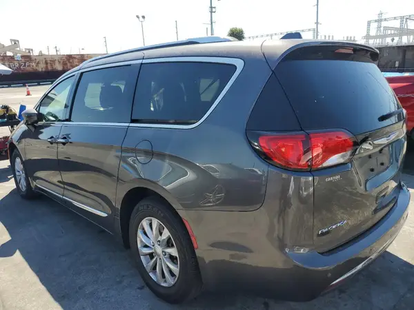 2C4RC1BG5KR550527 2019 CHRYSLER PACIFICA - Image 2