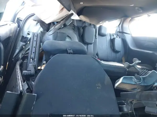 2C4RC1BG5KR560720 2019 CHRYSLER PACIFICA - Image 8
