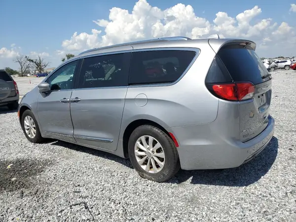2C4RC1BG5KR561088 2019 CHRYSLER PACIFICA - Image 2
