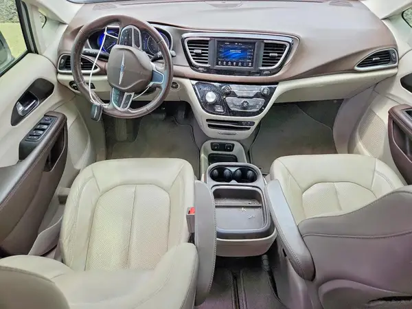 2C4RC1BG5KR561219 2019 CHRYSLER PACIFICA - Image 8