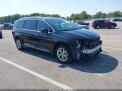2C4RC1BG5KR575931 2019 CHRYSLER PACIFICA