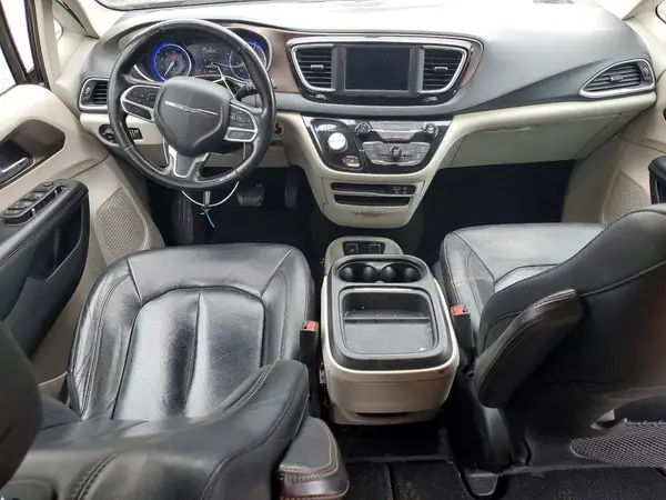 2C4RC1BG5KR577579 2019 CHRYSLER PACIFICA - Image 8