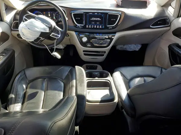 2C4RC1BG5KR588940 2019 CHRYSLER PACIFICA - Image 8