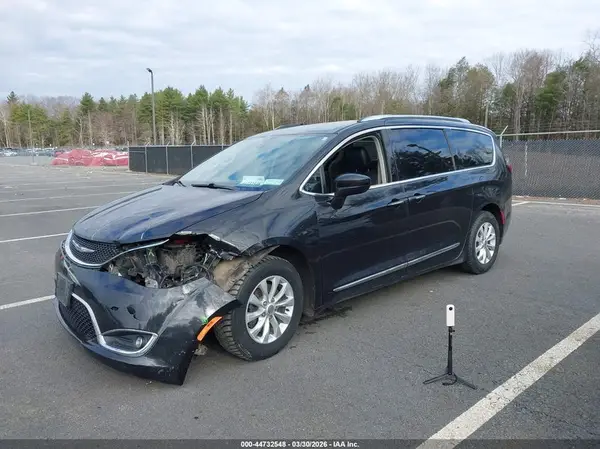 2C4RC1BG5KR609141 2019 CHRYSLER PACIFICA - Image 2