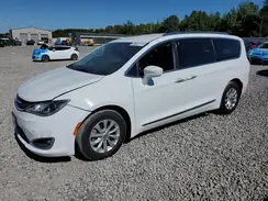 2C4RC1BG5KR613609 2019 CHRYSLER PACIFICA