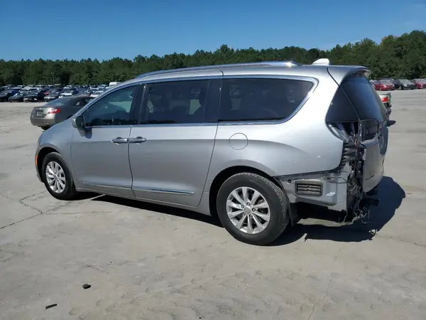 2C4RC1BG5KR625761 2019 CHRYSLER PACIFICA - Image 2
