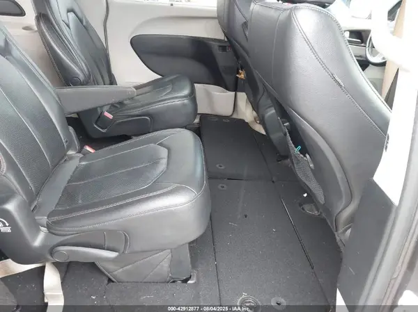 2C4RC1BG5KR625890 2019 CHRYSLER PACIFICA - Image 8