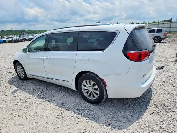 2C4RC1BG5KR626604 2019 CHRYSLER PACIFICA - Image 2