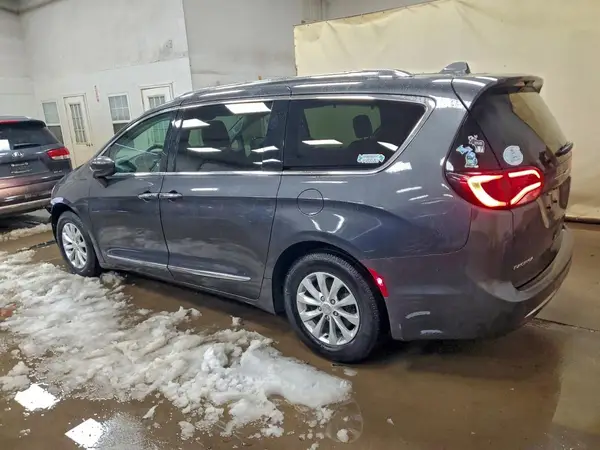 2C4RC1BG5KR626621 2019 CHRYSLER PACIFICA - Image 2