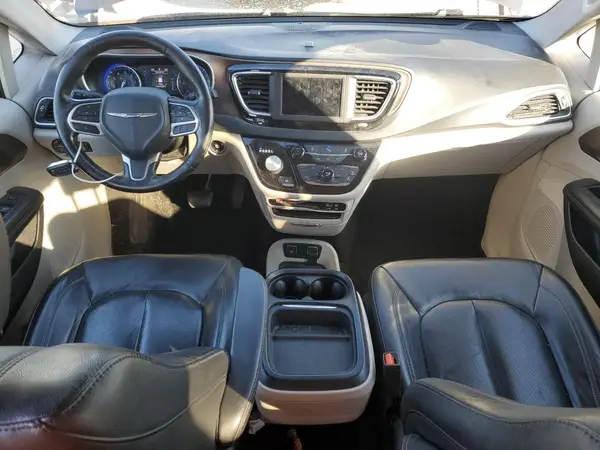 2C4RC1BG5KR628949 2019 CHRYSLER PACIFICA - Image 8