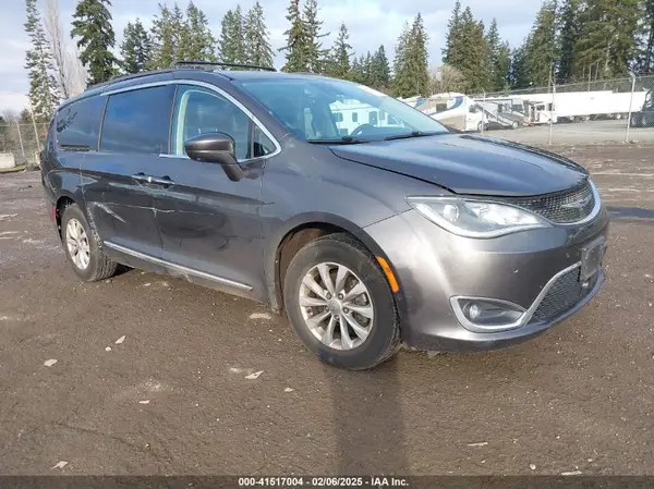 2C4RC1BG5KR629051 2019 CHRYSLER PACIFICA - Image 1