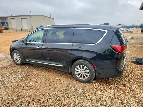 2C4RC1BG5KR650417 2019 CHRYSLER PACIFICA - Image 2