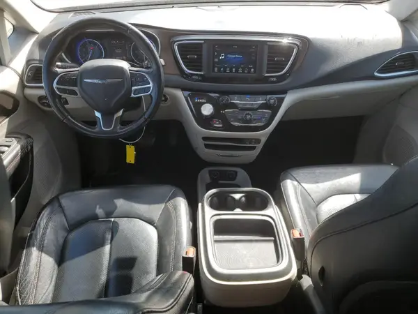 2C4RC1BG5KR650434 2019 CHRYSLER PACIFICA - Image 8