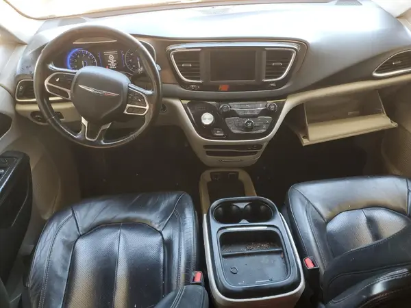 2C4RC1BG5KR650983 2019 CHRYSLER PACIFICA - Image 8