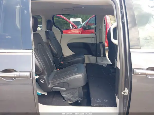 2C4RC1BG5KR651681 2019 CHRYSLER PACIFICA - Image 8