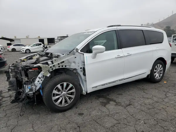 2C4RC1BG5KR651809 2019 CHRYSLER PACIFICA - Image 1