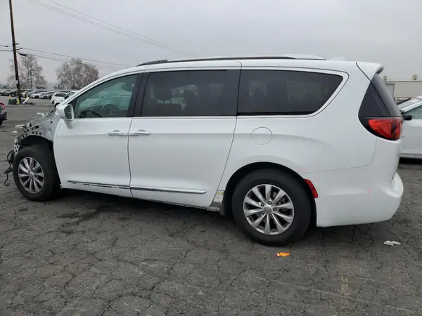 2C4RC1BG5KR651809 2019 CHRYSLER PACIFICA - Image 2