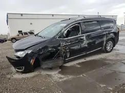 2C4RC1BG5KR665399 2019 CHRYSLER PACIFICA