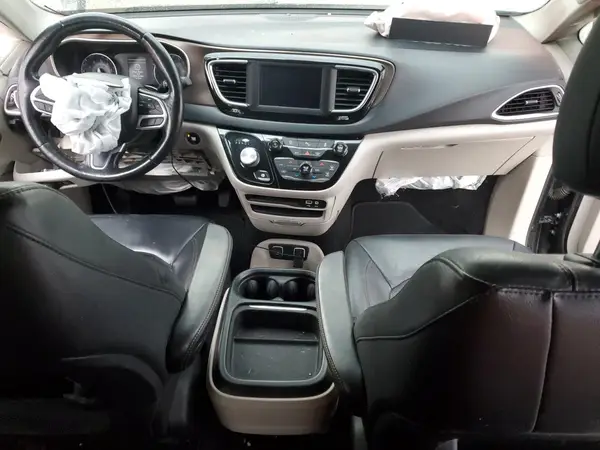 2C4RC1BG5KR665399 2019 CHRYSLER PACIFICA - Image 8