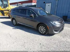 2C4RC1BG5KR665676 2019 CHRYSLER PACIFICA