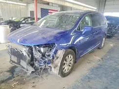 2C4RC1BG5KR666102 2019 CHRYSLER PACIFICA