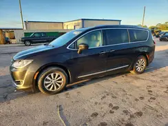 2C4RC1BG5KR685684 2019 CHRYSLER PACIFICA