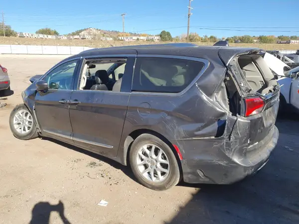 2C4RC1BG5LR112267 2020 CHRYSLER PACIFICA - Image 2