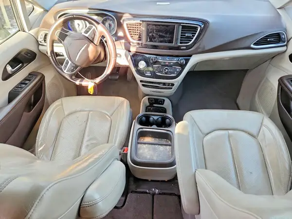 2C4RC1BG5LR115735 2020 CHRYSLER PACIFICA - Image 8