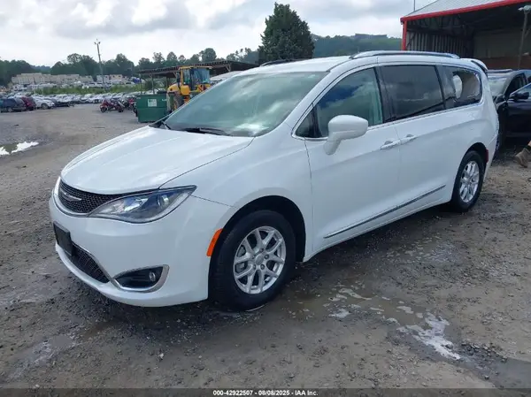 2C4RC1BG5LR133748 2020 CHRYSLER PACIFICA - Image 2