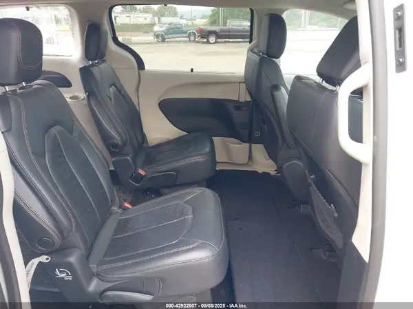 2C4RC1BG5LR133748 2020 CHRYSLER PACIFICA - Image 8