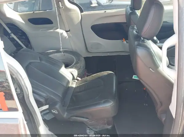2C4RC1BG5LR166572 2020 CHRYSLER PACIFICA - Image 8