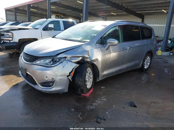 2C4RC1BG5LR173361 2020 CHRYSLER PACIFICA - Image 2