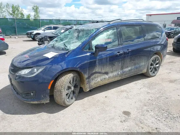 2C4RC1BG5LR239567 2020 CHRYSLER PACIFICA - Image 2