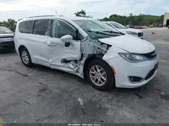2C4RC1BG5LR247636 2020 CHRYSLER PACIFICA