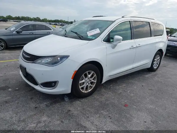 2C4RC1BG5LR247636 2020 CHRYSLER PACIFICA - Image 2