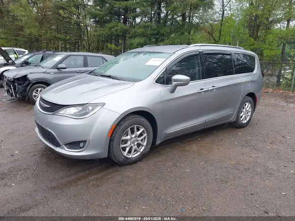 2C4RC1BG5LR269068 2020 CHRYSLER PACIFICA - Image 2